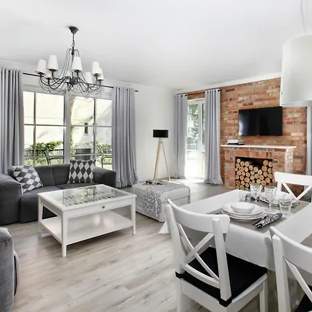 Apartment House *